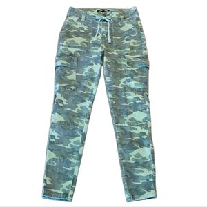 Almost Famous Crop Camouflage Jeans High Waist Rise Camo Army Print Ankle Pants